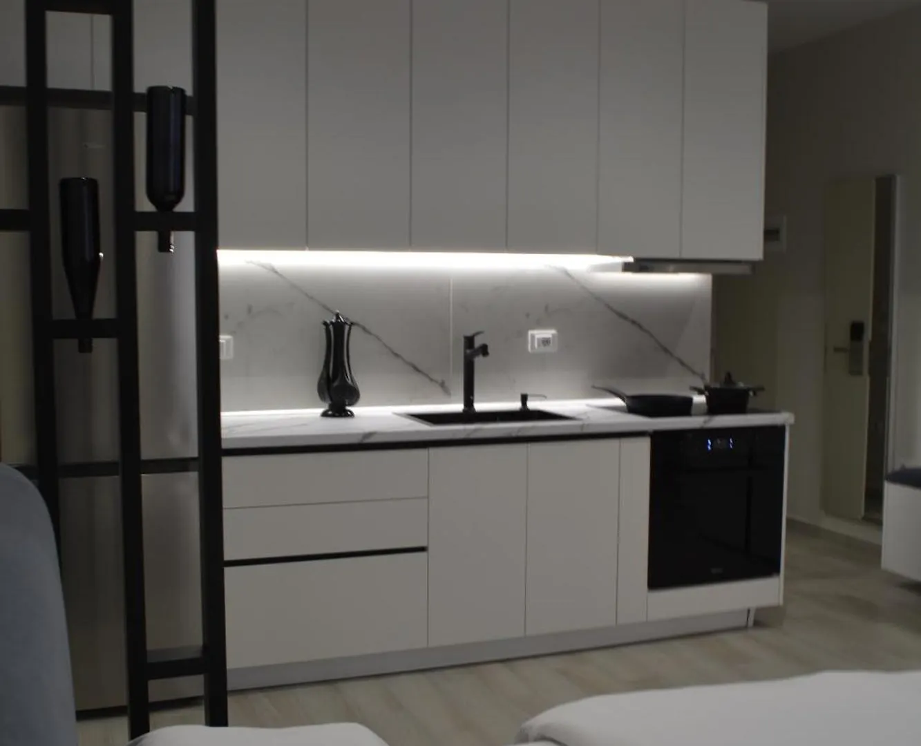Hb Vlore Luxury Studio Apartment
